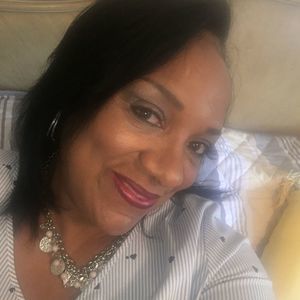 Meet your Posher, Dianne